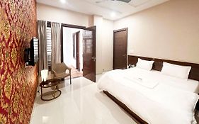 Radha Krishna Bhawan, Homestay